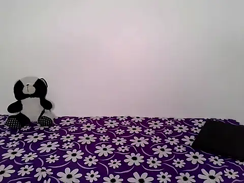 Naina gf online show from 09-11-25, 05:35