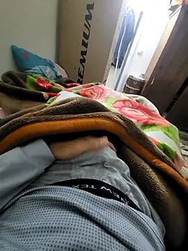 Snapshot of WelloffUpthrow chatting on 12-03-25, 11:58 WelloffUpthrow online show from 12-03-25, 11:58