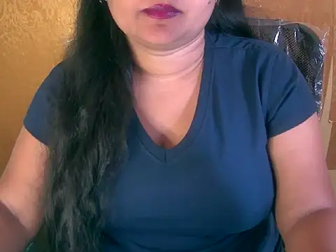 Snapshot of Saniya_K chatting on 10-18-25, 08:15 Saniya K online show from 10-18-25, 08:15