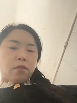 Snapshot of DHJM168 chatting on 11-07-25, 03:28 DHJM168 online show from 11-07-25, 03:28