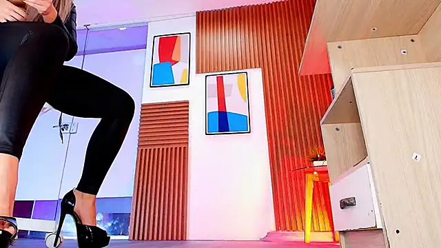 sweet mile online show from 04-25-26, 01:41