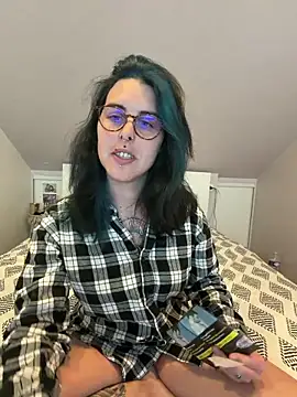 LadyNocturne online show from 05-19-26, 01:39