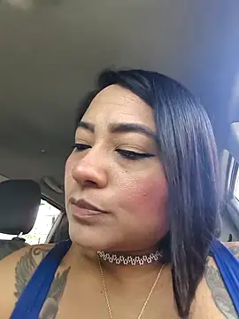 Snapshot of julieta_evanns1 chatting on 10-11-25, 03:10 julieta evanns1 online show from 10-11-25, 03:10
