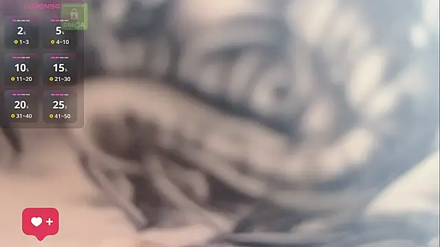 Snapshot of lingzi9333 chatting on 10-02-25, 06:31 lingzi9333 online show from 10-02-25, 06:31