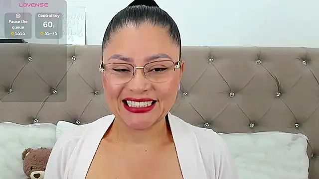 Isbettyche online show from 09-30-25, 12:54