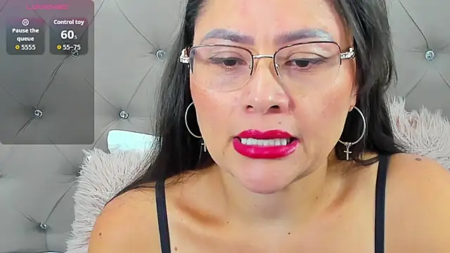 Isbettyche online show from 11-23-25, 10:20