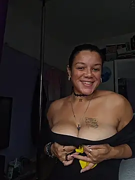 GoddessChantelle online show from 10-19-25, 01:56