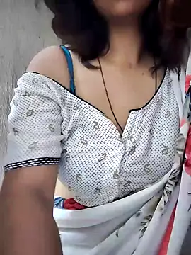 Love birdss69 online show from 10-26-25, 02:23