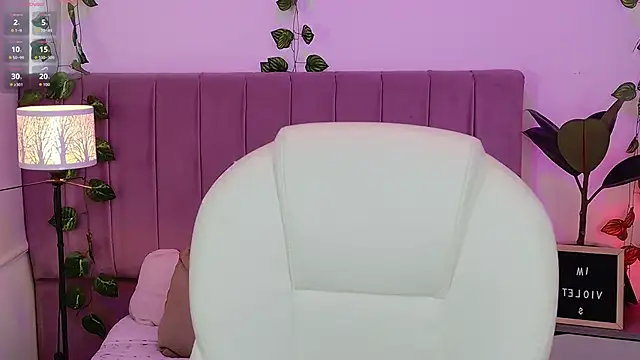 Snapshot of VioletBlacke_ chatting on 11-09-25, 01:31 VioletBlacke online show from 11-09-25, 01:31