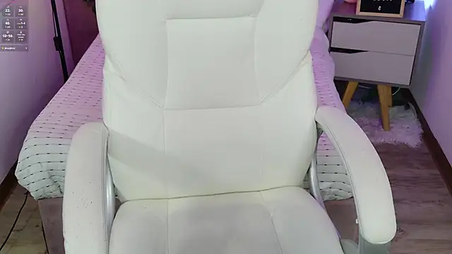 Snapshot of VioletBlacke_ chatting on 11-20-25, 02:39 VioletBlacke online show from 11-20-25, 02:39