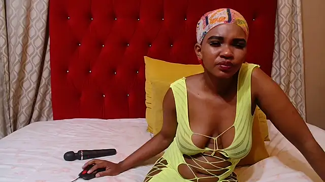 Snapshot of Hotsexyberry21 chatting on 09-18-25, 08:22 Hotsexyberry21 online show from 09-18-25, 08:22