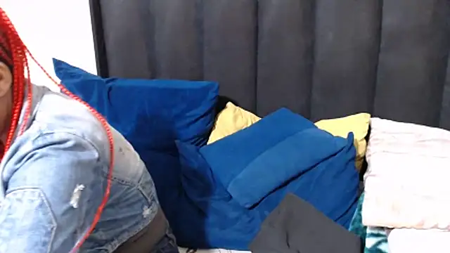 Snapshot of Hotsexyberry21 chatting on 11-24-25, 08:47 Hotsexyberry21 online show from 11-24-25, 08:47