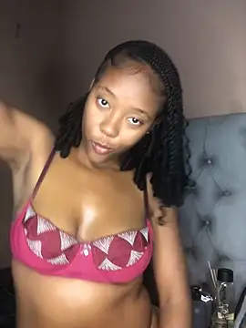 Snapshot of Sprinkle_Q chatting on 09-26-25, 09:41 Sprinkle Q online show from 09-26-25, 09:41