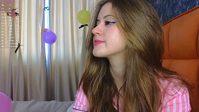 Orivienne online show from 09-14-25, 07:18