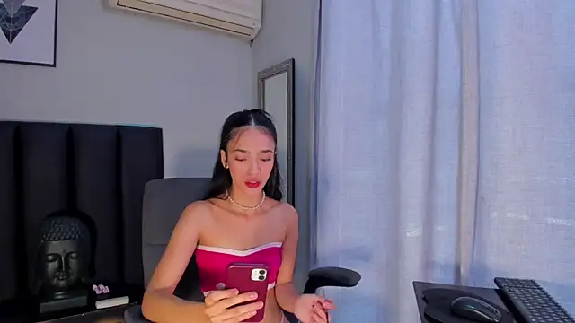 miIa bratz online show from 09-24-25, 07:50