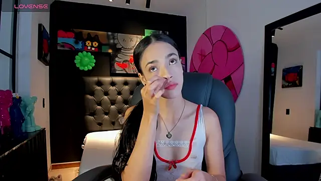 miIa bratz online show from 04-29-26, 08:26