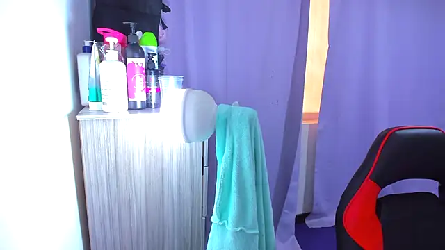 Luna Analya online show from 04-28-26, 03:06