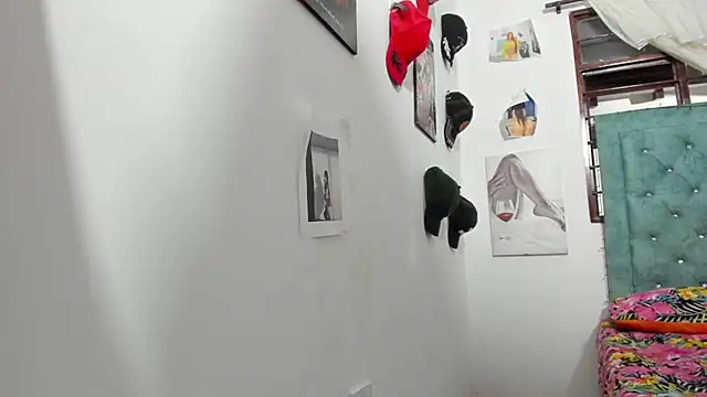 Rihanna hotx online show from 02-20-26, 02:19