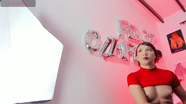 Rihanna hotx online show from 03-12-26, 02:50