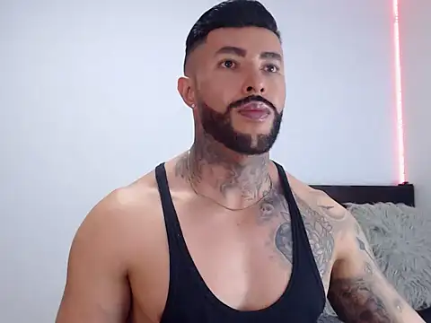 andrea de lucaa online show from 10-04-25, 03:48