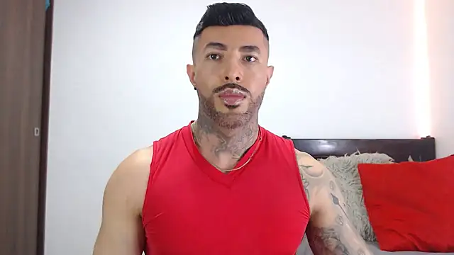 Snapshot of andrea_de_lucaa chatting on 02-12-26, 03:12 andrea de lucaa online show from 02-12-26, 03:12