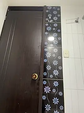 sofi sweet 7 online show from 04-24-26, 04:31