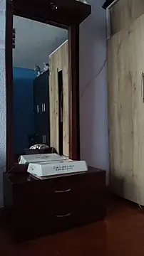 lindasyt online show from 11-10-25, 01:43