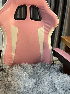 Snapshot of Orianna69 chatting on 11-29-25, 12:41 Orianna69 online show from 11-29-25, 12:41