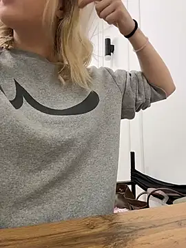 CaitlinSugar online show from 02-01-26, 04:33