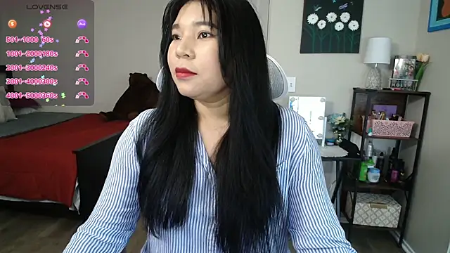 Snapshot of SHEILYN_ chatting on 02-17-26, 04:09 SHEILYN online show from 02-17-26, 04:09