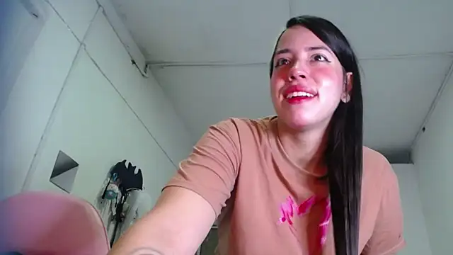 Amber09raiden online show from 10-18-25, 05:03