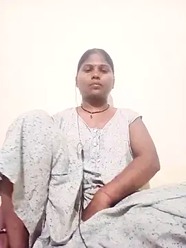 Snapshot of Sneha16 chatting on 09-11-25, 05:13 Sneha16 online show from 09-11-25, 05:13