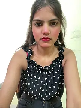 Snapshot of sexy_lips99 chatting on 11-11-25, 04:45 sexy lips99 online show from 11-11-25, 04:45
