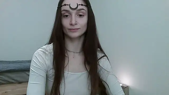 Snapshot of __Leyla__ chatting on 11-29-25, 07:50 Leyla online show from 11-29-25, 07:50