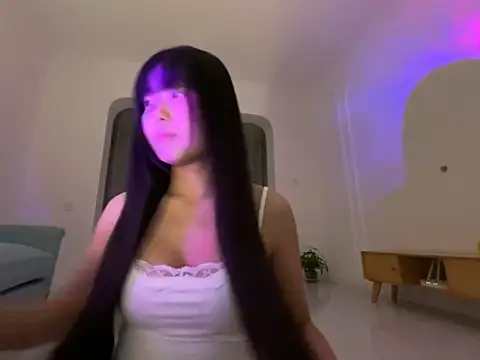 Snapshot of 77momomo chatting on 10-14-25, 04:19 77momomo online show from 10-14-25, 04:19