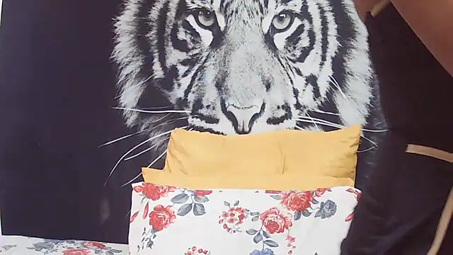 SweetPortableAmber online show from 02-26-26, 12:04