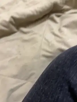 Garryo134 online show from 11-17-25, 05:52