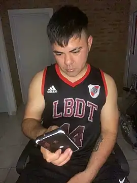 Snapshot of A-dvd-96 chatting on 09-24-25, 05:11 A-dvd-96 online show from 09-24-25, 05:11