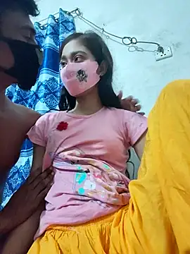 Snapshot of maya-Couple19 chatting on 10-03-25, 06:05 maya-Couple19 online show from 10-03-25, 06:05