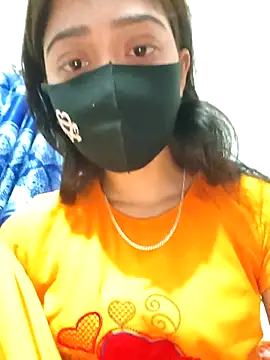 Snapshot of maya-Couple19 chatting on 11-10-25, 06:29 maya-Couple19 online show from 11-10-25, 06:29