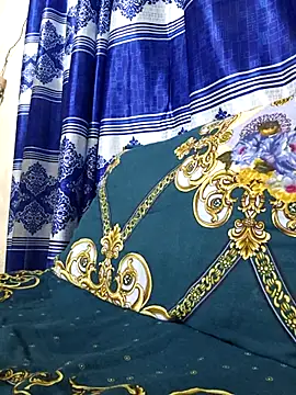 Snapshot of maya-Couple19 chatting on 11-23-25, 06:08 maya-Couple19 online show from 11-23-25, 06:08