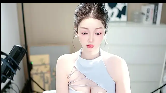 abbyli12 online show from 12-16-25, 02:55