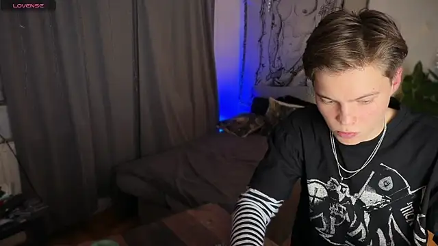 Snapshot of RusBradPitt chatting on 01-18-26, 01:26 RusBradPitt online show from 01-18-26, 01:26