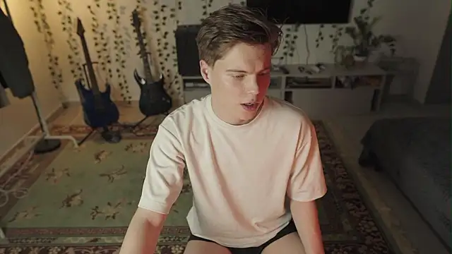 Snapshot of RusBradPitt chatting on 02-06-26, 03:37 RusBradPitt online show from 02-06-26, 03:37