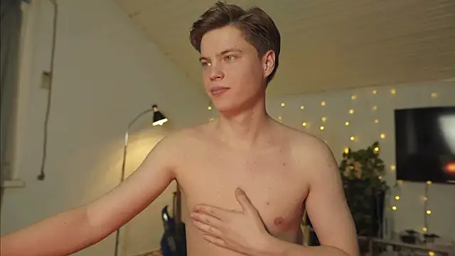 Snapshot of RusBradPitt chatting on 02-20-26, 03:01 RusBradPitt online show from 02-20-26, 03:01