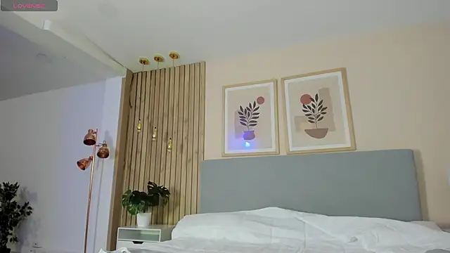 Snapshot of KiimJoi chatting on 11-16-25, 01:28 KiimJoi online show from 11-16-25, 01:28