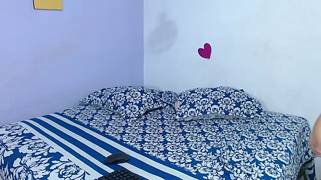 onixandghosty1 online show from 09-11-25, 07:03