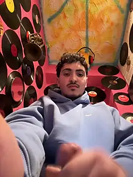 Snapshot of amo660 chatting on 03-08-26, 07:06 amo660 online show from 03-08-26, 07:06