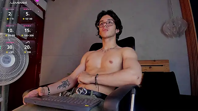 Markuss   online show from 09-24-25, 02:26