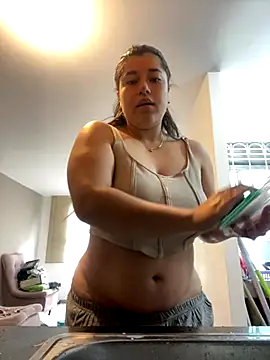 Snapshot of Tokio_Sakura chatting on 09-10-25, 04:07 Tokio Sakura online show from 09-10-25, 04:07